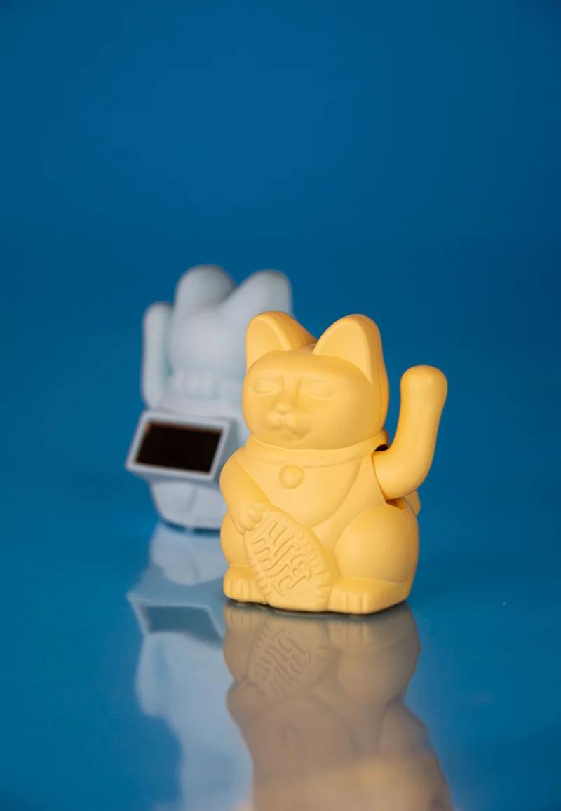 Donkey Products Lucky Cat Solar Winkekatze hellblau 6,5cm
