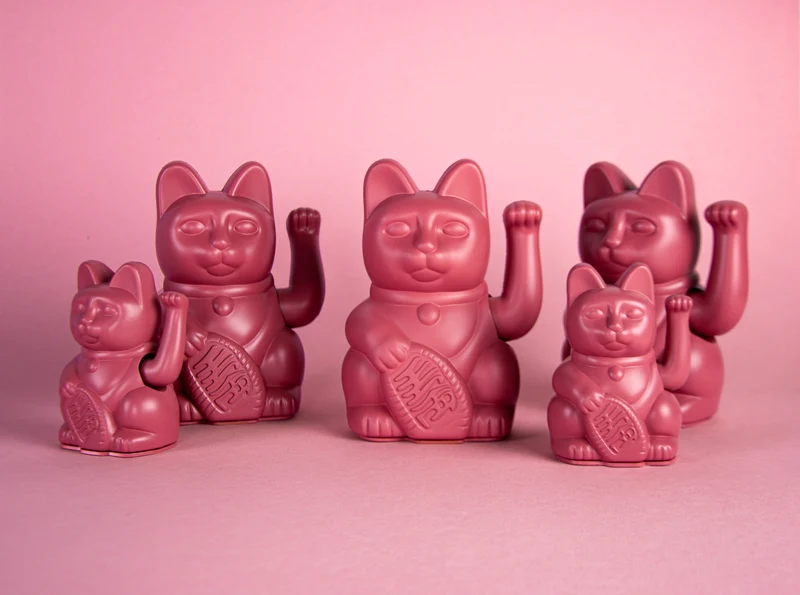 Donkey Products Lucky Cat Classic Winkekatze berry red 15cm