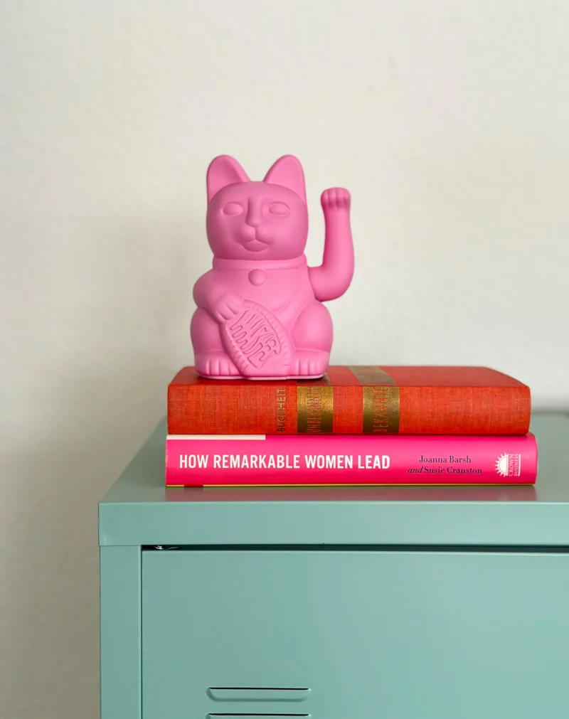 Donkey Products Lucky Cat Classic Winkekatze hot pink 15cm