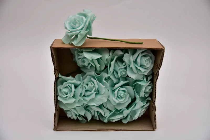 Elegante Rose - s'grün 8 cm - wbx 12 Stück