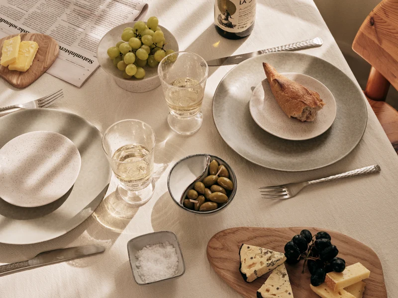 Broste Copenhagen Alfredo Schüssel light grey Ø30cm