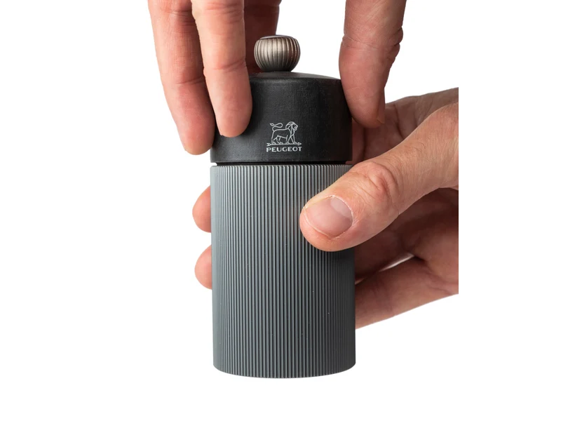PEUGEOT LINE Salzmühle Carbon/Graphit 12 cm