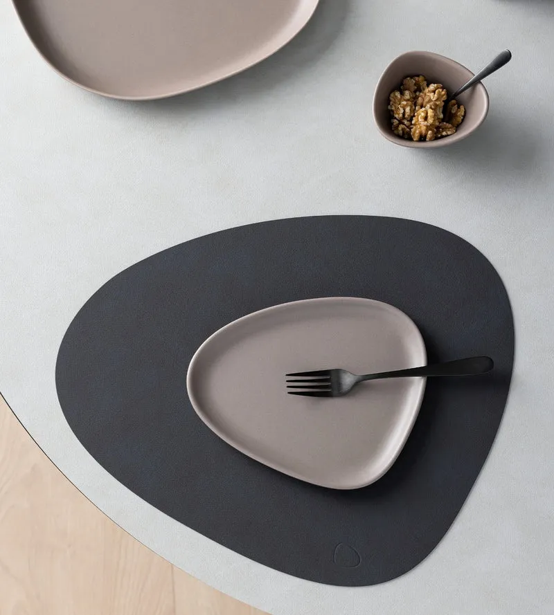 LIND DNA Curve Stoneware Frühstücksteller warm grey