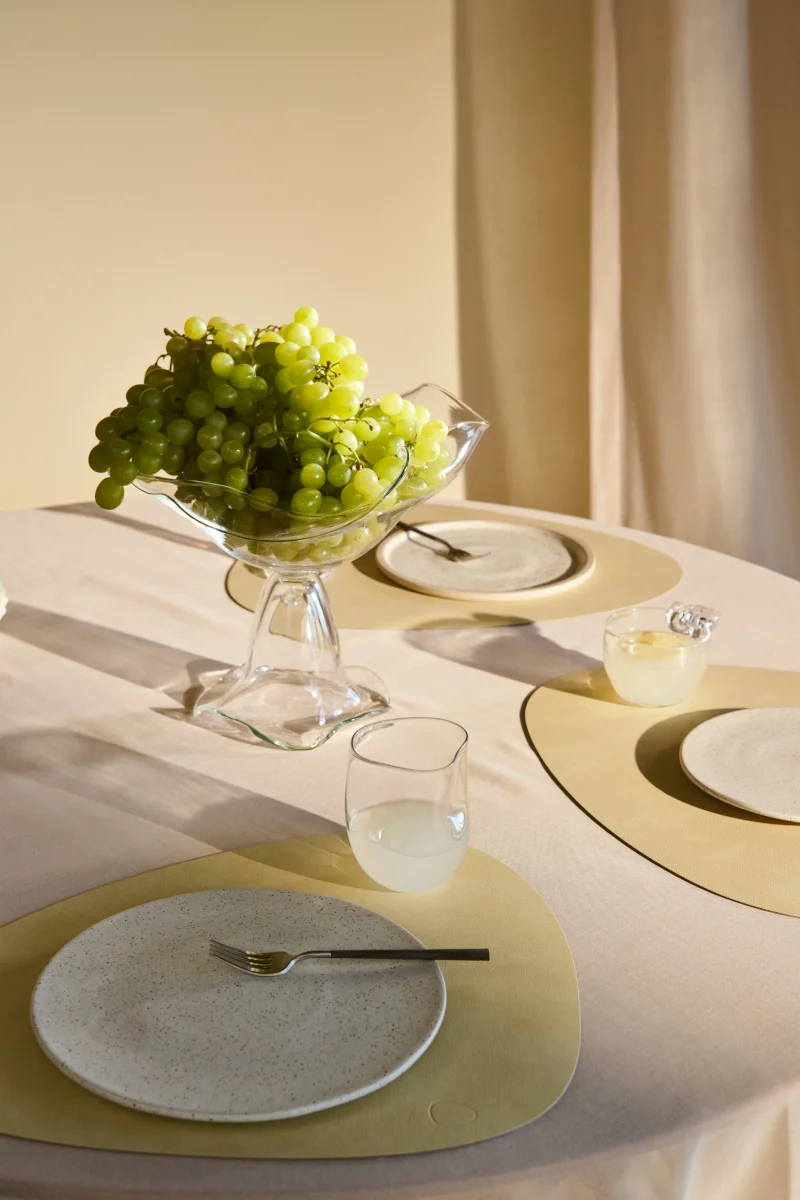 LIND DNA Nupo Tischset Curve L lemon sorbet