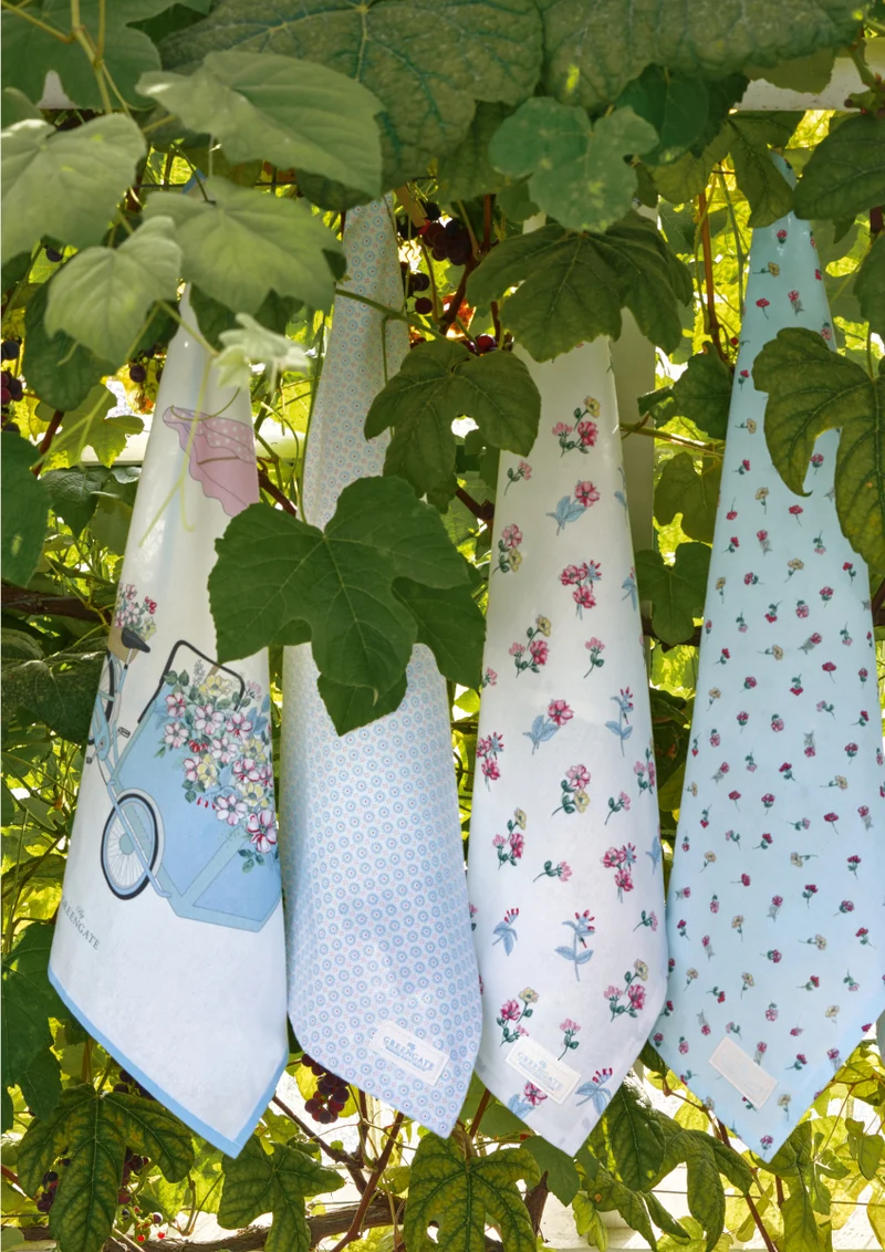 Greengate Lianca Geschirrtuch pale blue 70x50cm