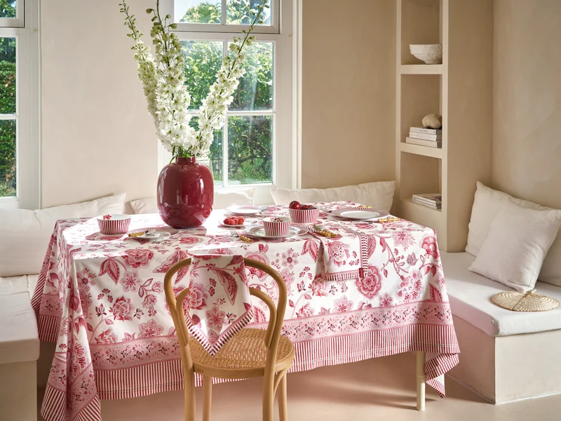 PIP STUDIO Royal Regal Flower Red Tischdecke 160x260cm