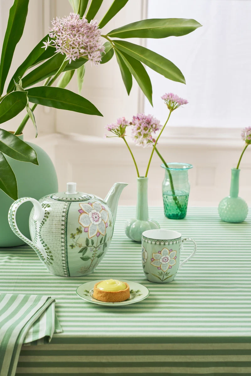 PIP STUDIO Lily & Lotus Moon Delight Light Green Becher Small 145ml