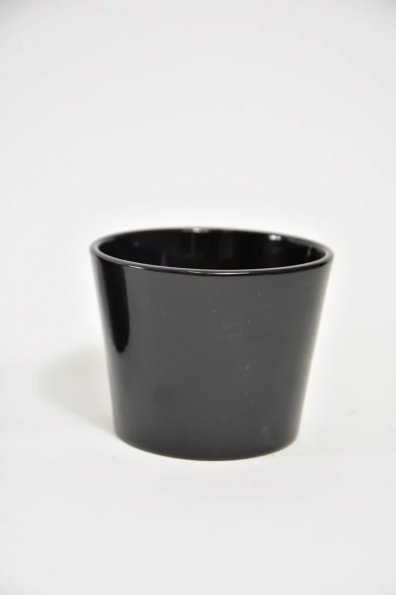 Konischer Topf schwarz glänzend 15 cm Serie 440