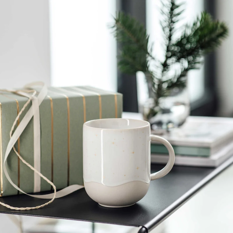 like. by Villeroy & Boch Winter Glow Becher mit Henkel 0,36l