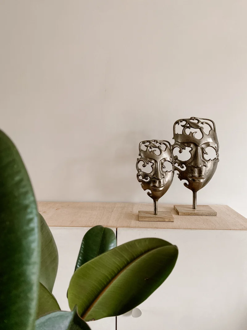 Aluminium Skulptur ''Gesicht'' Antikes Nickel 18x8x34cm auf Mango