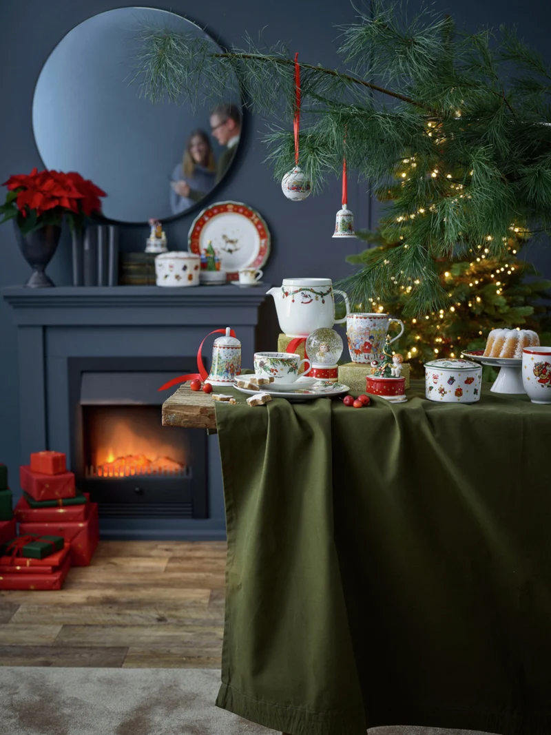 Hutschenreuther Happy Wintertime Green Teller tief 23cm